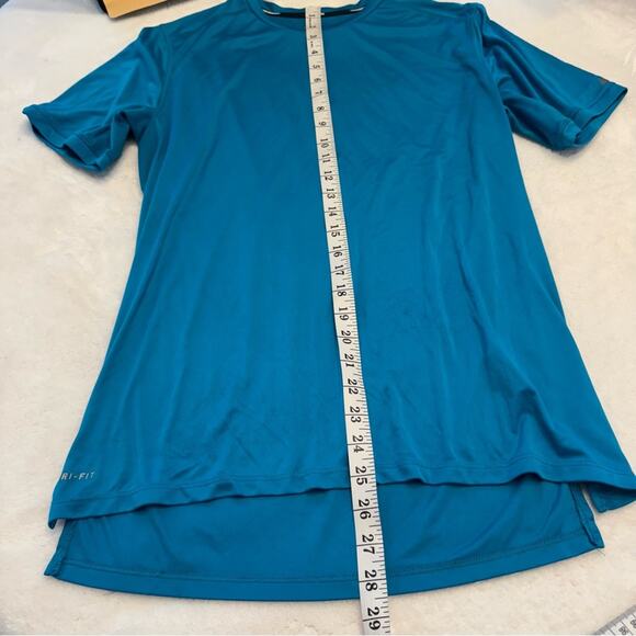 Nike Dri-Fit Men’s Running Shirt Short Sleeve Turquoise Size M Unisex Workout - Picture 3 of 6